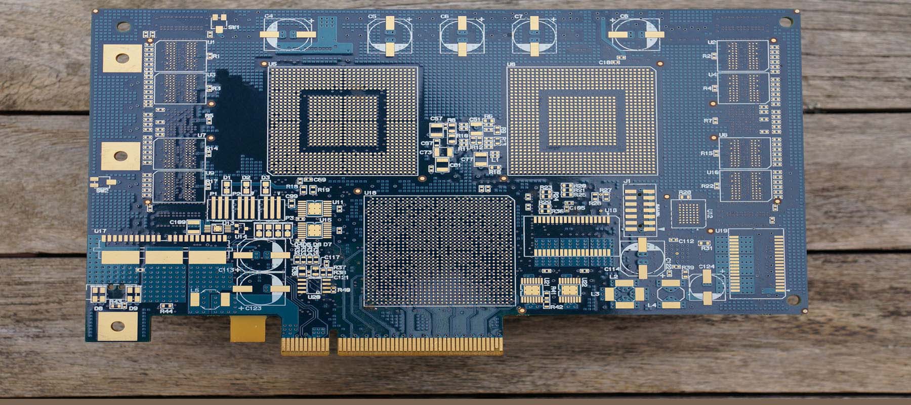 pcb layout job board Printed circuit board layout for the main control